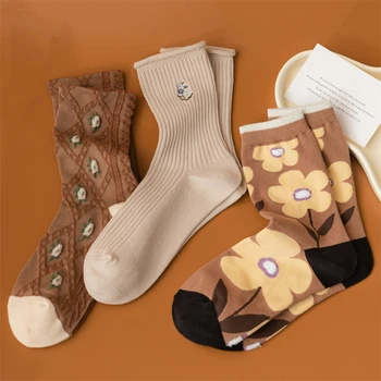 Модни Чорапи За Жените, Пролетни Висококачествени Дишащи Сладки Памучни Чорапи, Дълги Чорапи С Цветен Модел, Средната Тръба, Кавайные Ежедневни Чорапи За Момичета